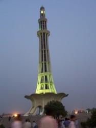 Osvetleny Minar-e-Pakistan