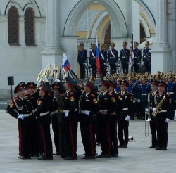 Kreml, vojaci poctvrte